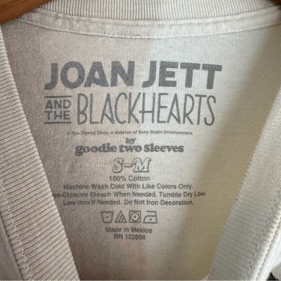 Rare John Jett and the Blackhearts two tone t-shirt by goodie two sleeves sz s-m - Picture 5 of 9